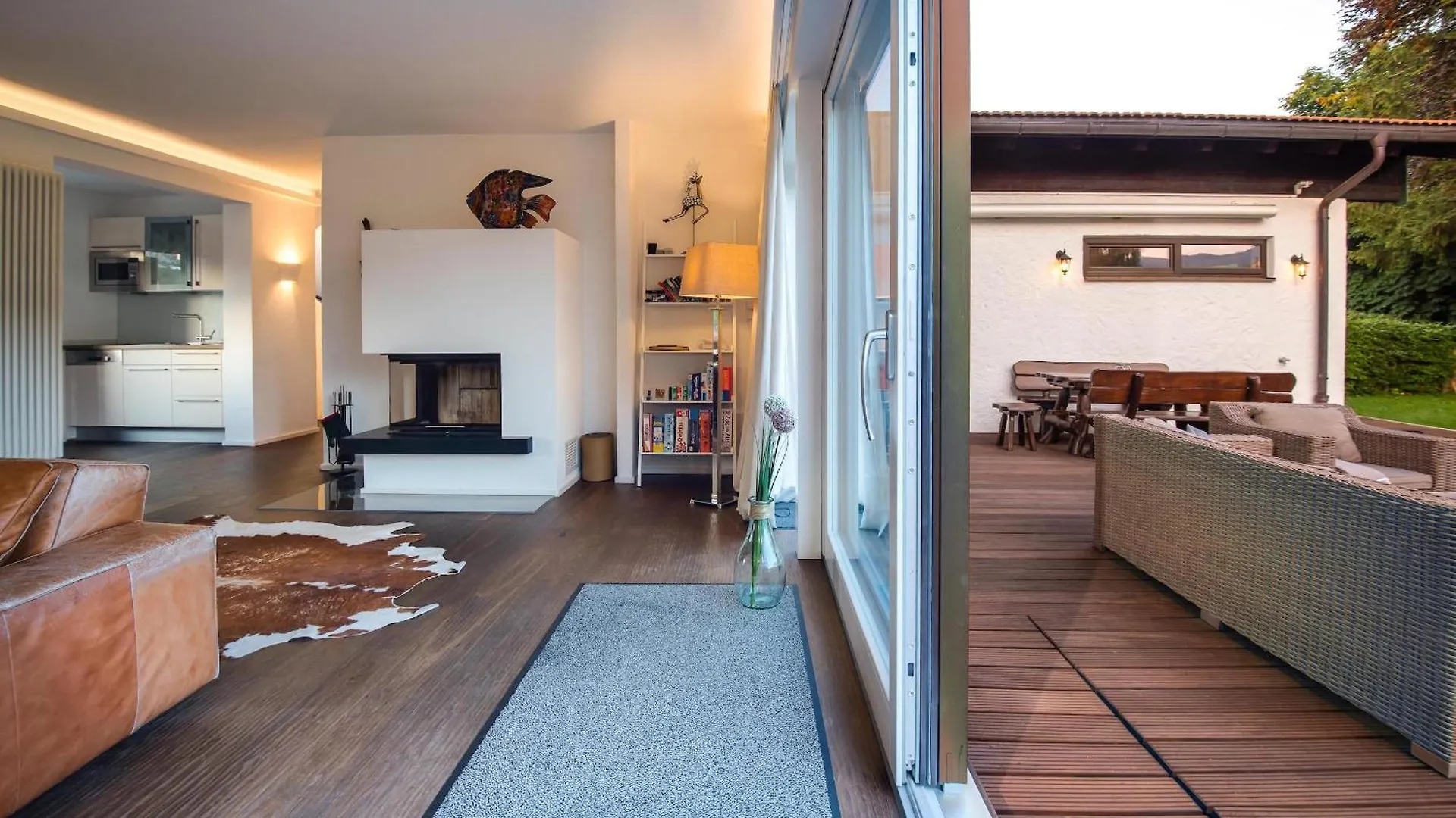 Villa Schmuckstück am See mit schnellem WLAN, Sauna, Kamin&Fitness Schliersee