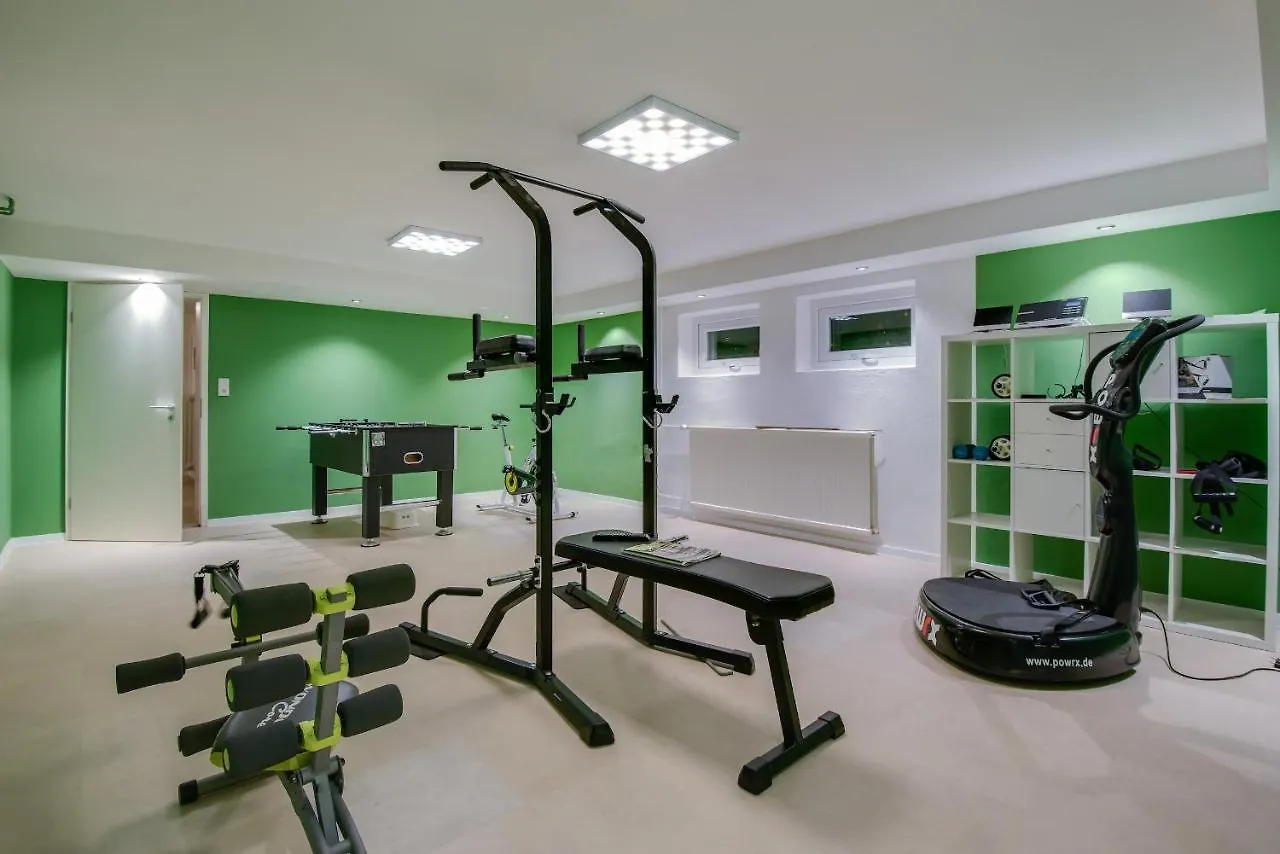 Schmuckstück am See mit schnellem WLAN, Sauna, Kamin&Fitness Schliersee 0*,